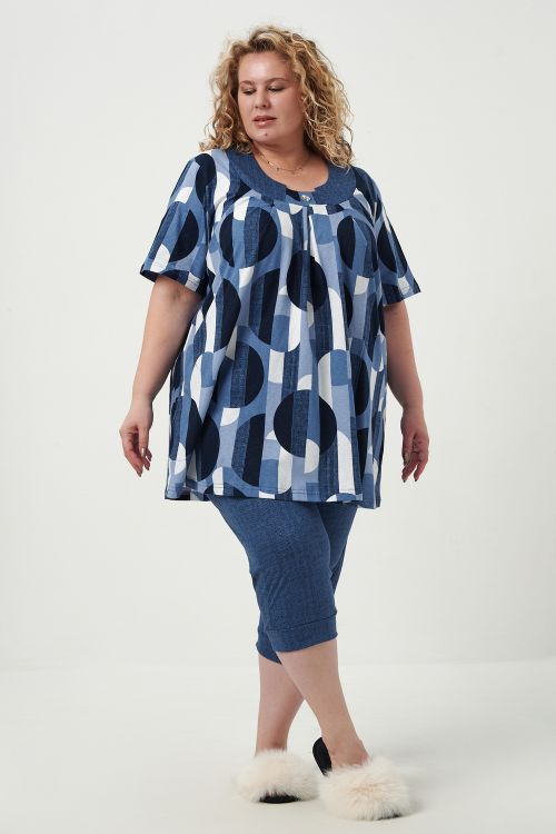 Костюм женский с бриджами 524124